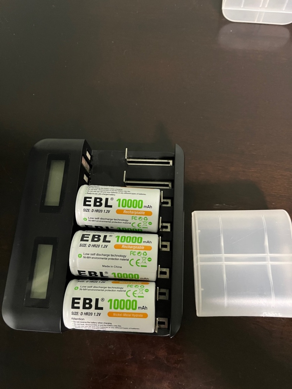 10000mAh Rechargeable Batteries with Black Charger